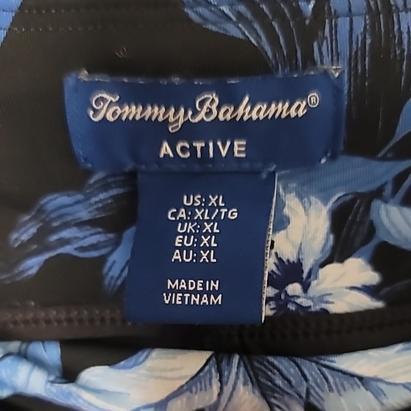 Tommy Bahama Active size Xl Tropical Print Mini athletic skirt w/built in shorts - Picture 5 of 8